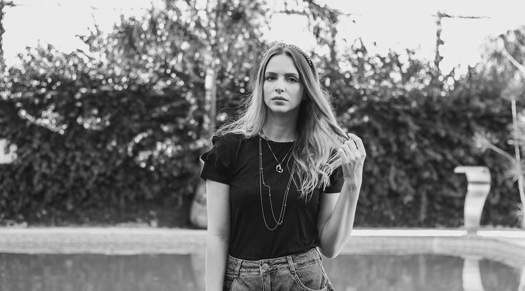 Comprar Sly Wear nunca foi tão fácil. A Loja Amorope tem um site completo para quem ama moda feminina. As melhores ofertas de blusas, conjuntinhos, calças,macaquinhos e vestidos femininos. Acesse nosso site e confira as promoções.