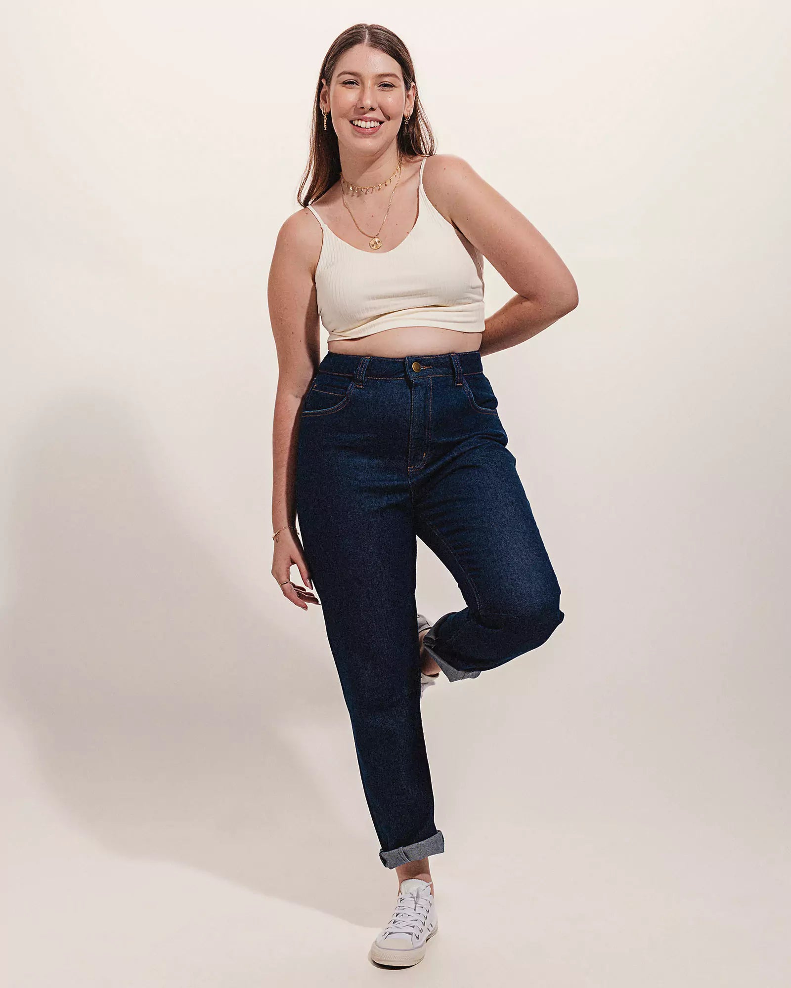 Blusa Cropped Bromélia Branca Minimadeia Compre roupas estilosas na Amorope, site seguro, frete grátis e parcelamento sem juros. Moda feminina e masculina num só lugar.