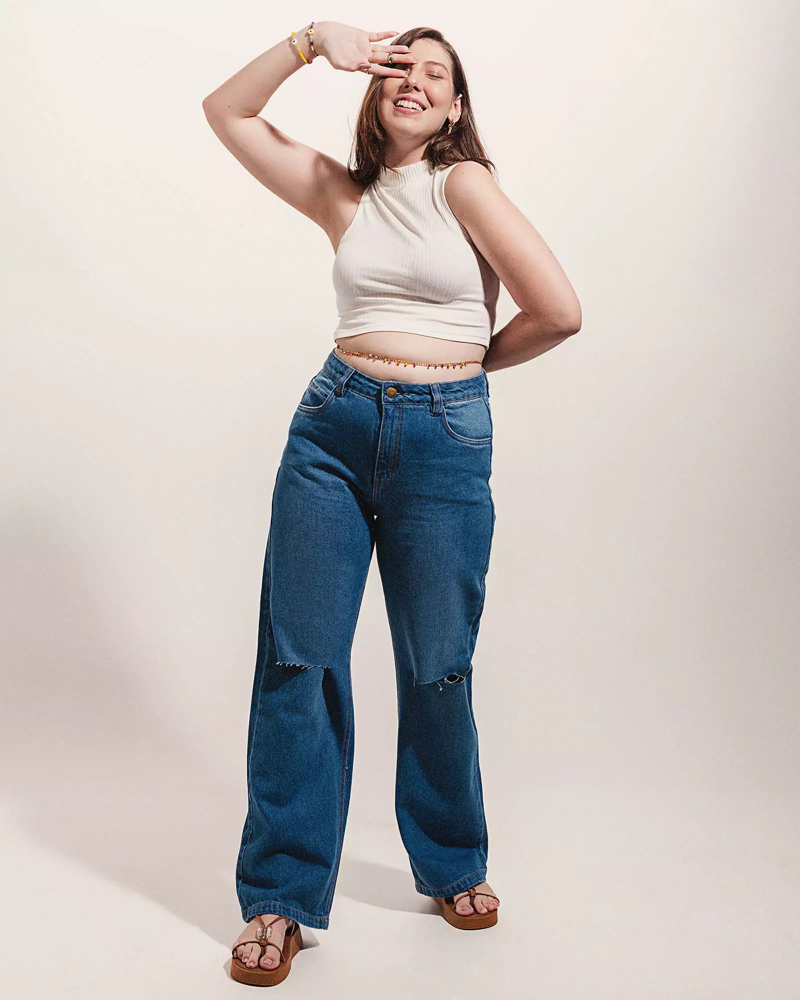 Blusa Cropped Agave Branca Minimadeia Compre roupas estilosas na Amorope, site seguro, frete grátis e parcelamento sem juros. Moda feminina e masculina num só lugar.