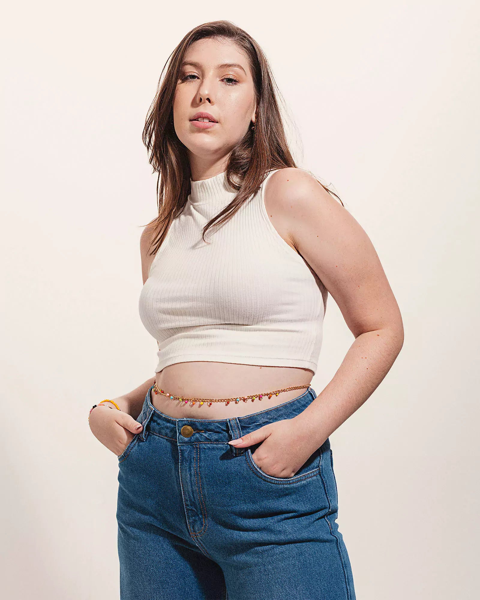 Blusa Cropped Agave Branca Minimadeia Compre roupas estilosas na Amorope, site seguro, frete grátis e parcelamento sem juros. Moda feminina e masculina num só lugar.