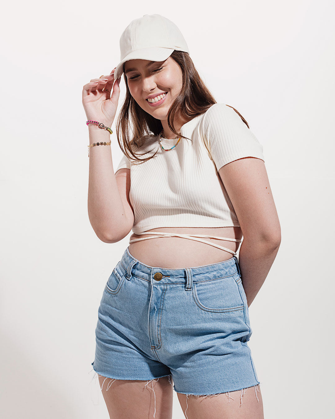 Blusa Cropped Hera Branca Minimadeia Compre roupas estilosas na Amorope, site seguro, frete grátis e parcelamento sem juros. Moda feminina e masculina num só lugar.