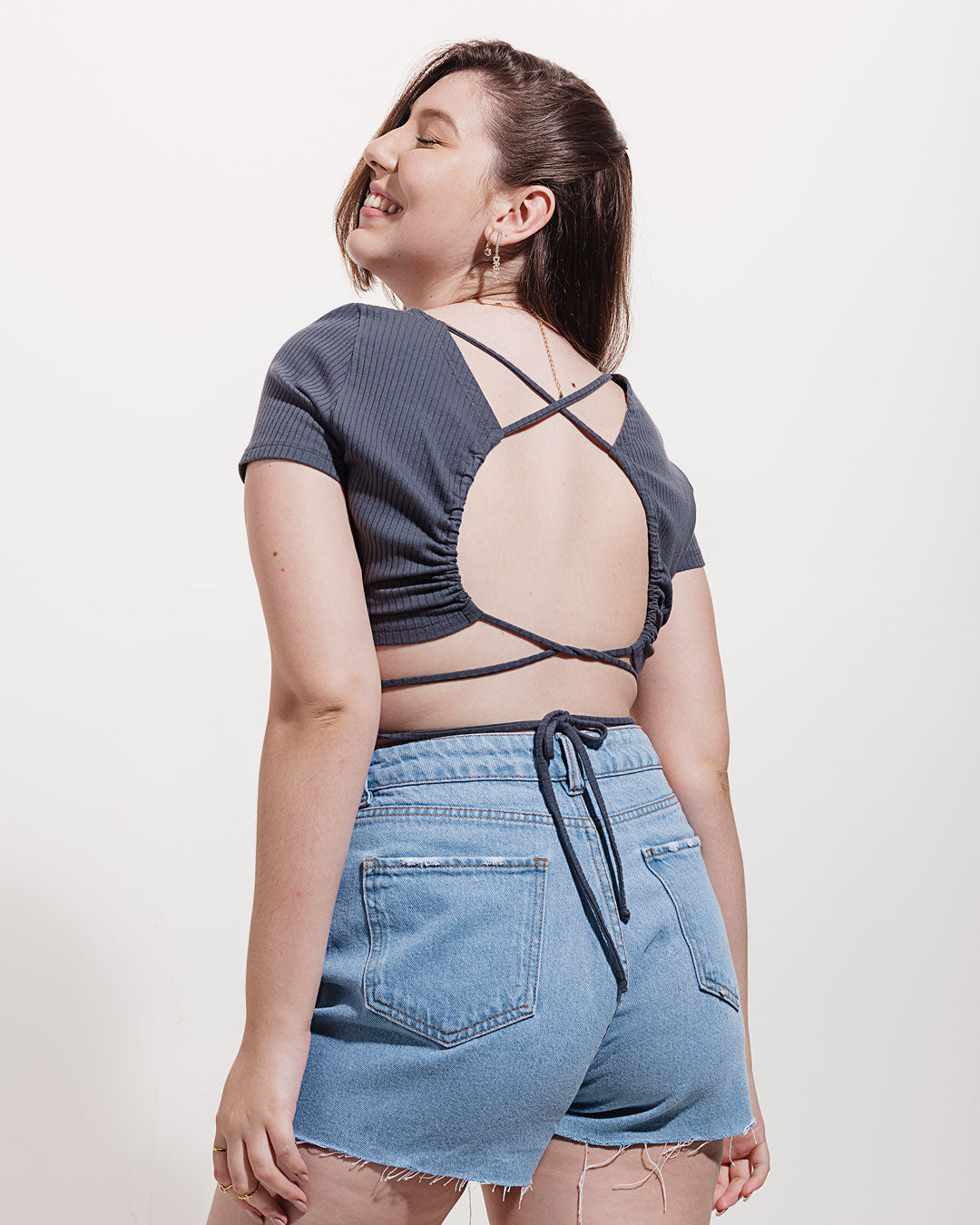 Blusa Cropped Hera Grafite Minimadeia Compre roupas estilosas na Amorope, site seguro, frete grátis e parcelamento sem juros. Moda feminina e masculina num só lugar.