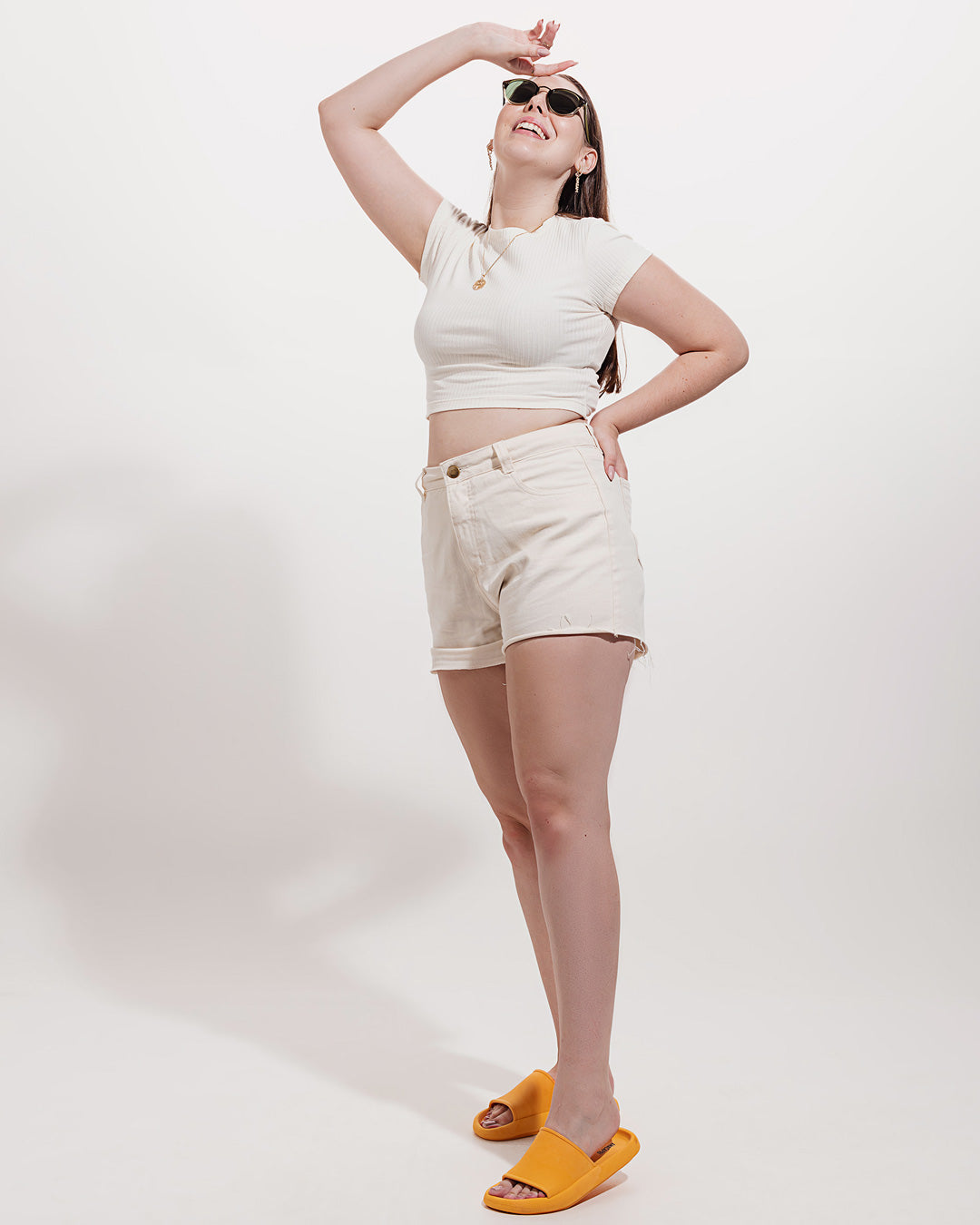 Blusa Cropped Orquídea Branca Minimadeia Compre roupas estilosas na Amorope, site seguro, frete grátis e parcelamento sem juros. Moda feminina e masculina num só lugar.