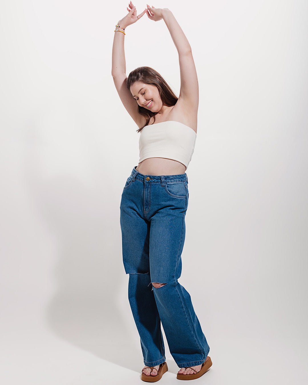 Top Faixa Margarida Branco Minimadeia Compre roupas estilosas na Amorope, site seguro, frete grátis e parcelamento sem juros. Moda feminina e masculina num só lugar.