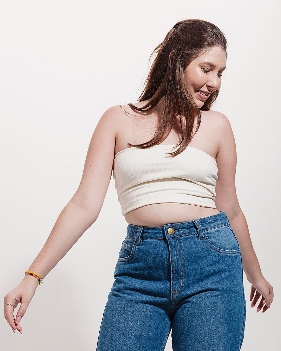 Top Faixa Margarida Branco Minimadeia Compre roupas estilosas na Amorope, site seguro, frete grátis e parcelamento sem juros. Moda feminina e masculina num só lugar.