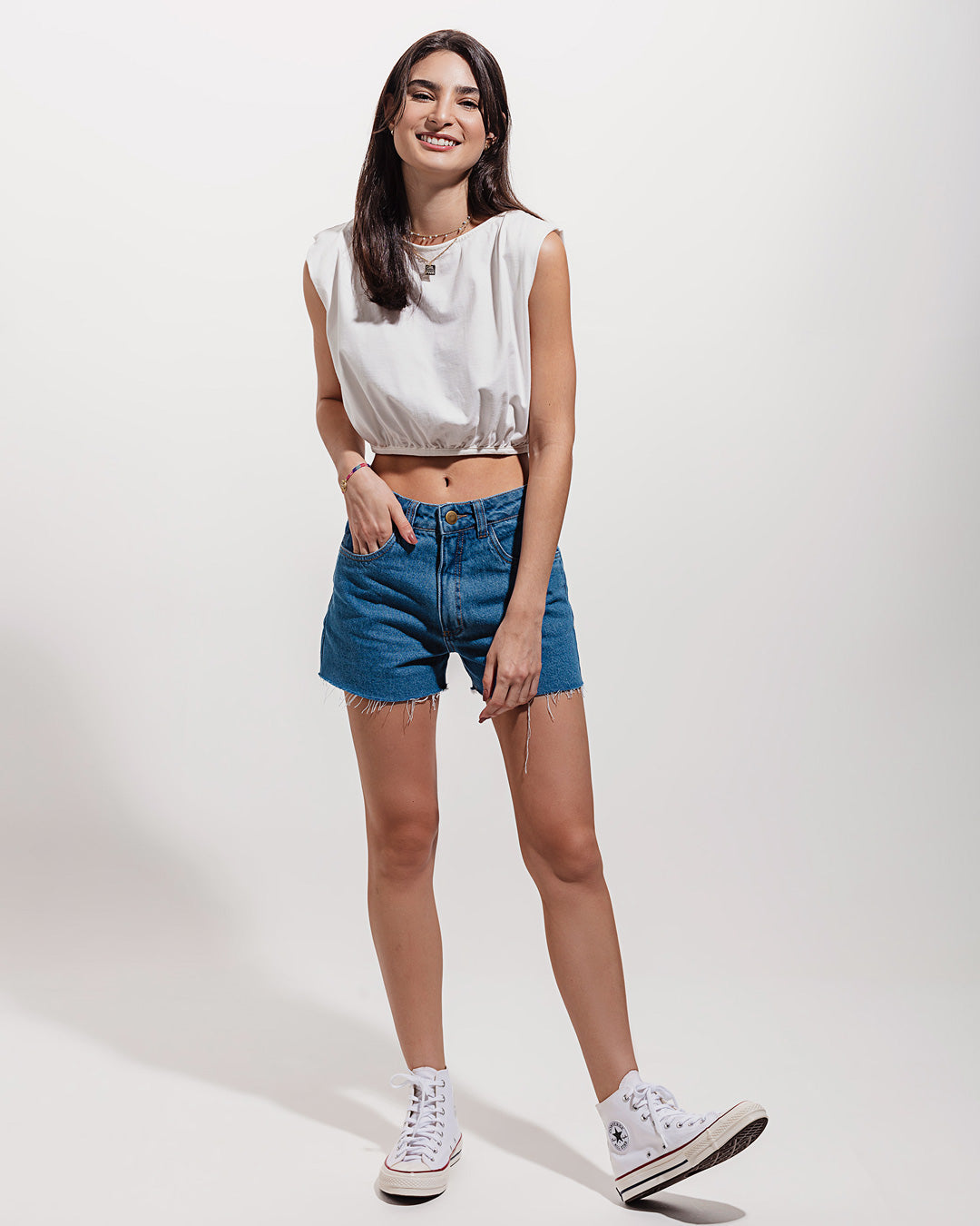 Blusa Ampla Amarração Hibisco Branca Minimadeia Compre roupas estilosas na Amorope, site seguro, frete grátis e parcelamento sem juros. Moda feminina e masculina num só lugar.