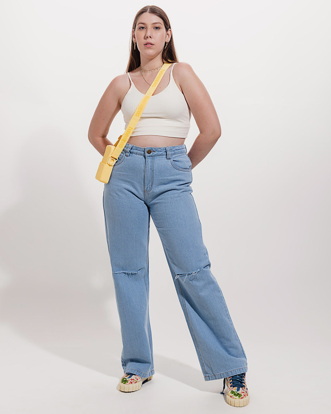 Calça Wide Leg Ipê Minimadeia Compre roupas estilosas na Amorope, site seguro, frete grátis e parcelamento sem juros. Moda feminina e masculina num só lugar.