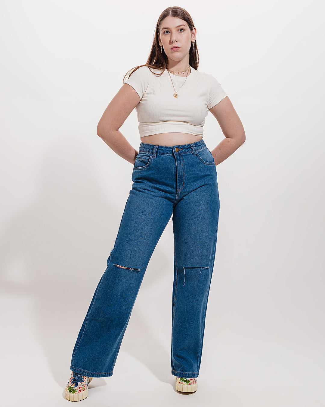 Calça Wide Leg Ipê Minimadeia Compre roupas estilosas na Amorope, site seguro, frete grátis e parcelamento sem juros. Moda feminina e masculina num só lugar.