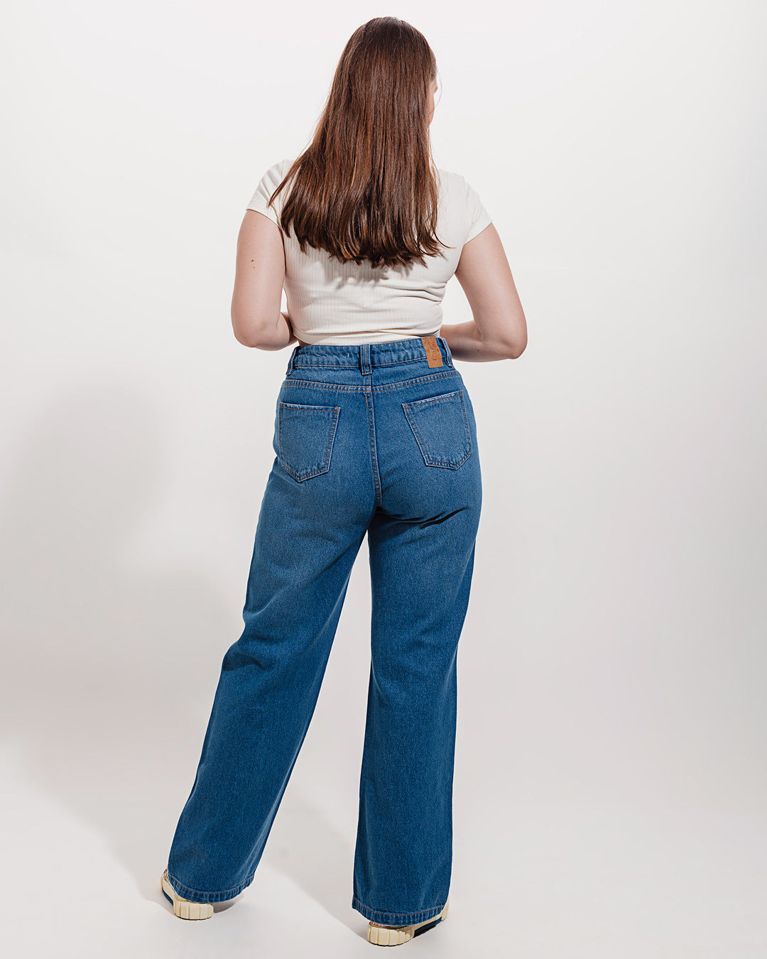 Calça Wide Leg Ipê Minimadeia Compre roupas estilosas na Amorope, site seguro, frete grátis e parcelamento sem juros. Moda feminina e masculina num só lugar.