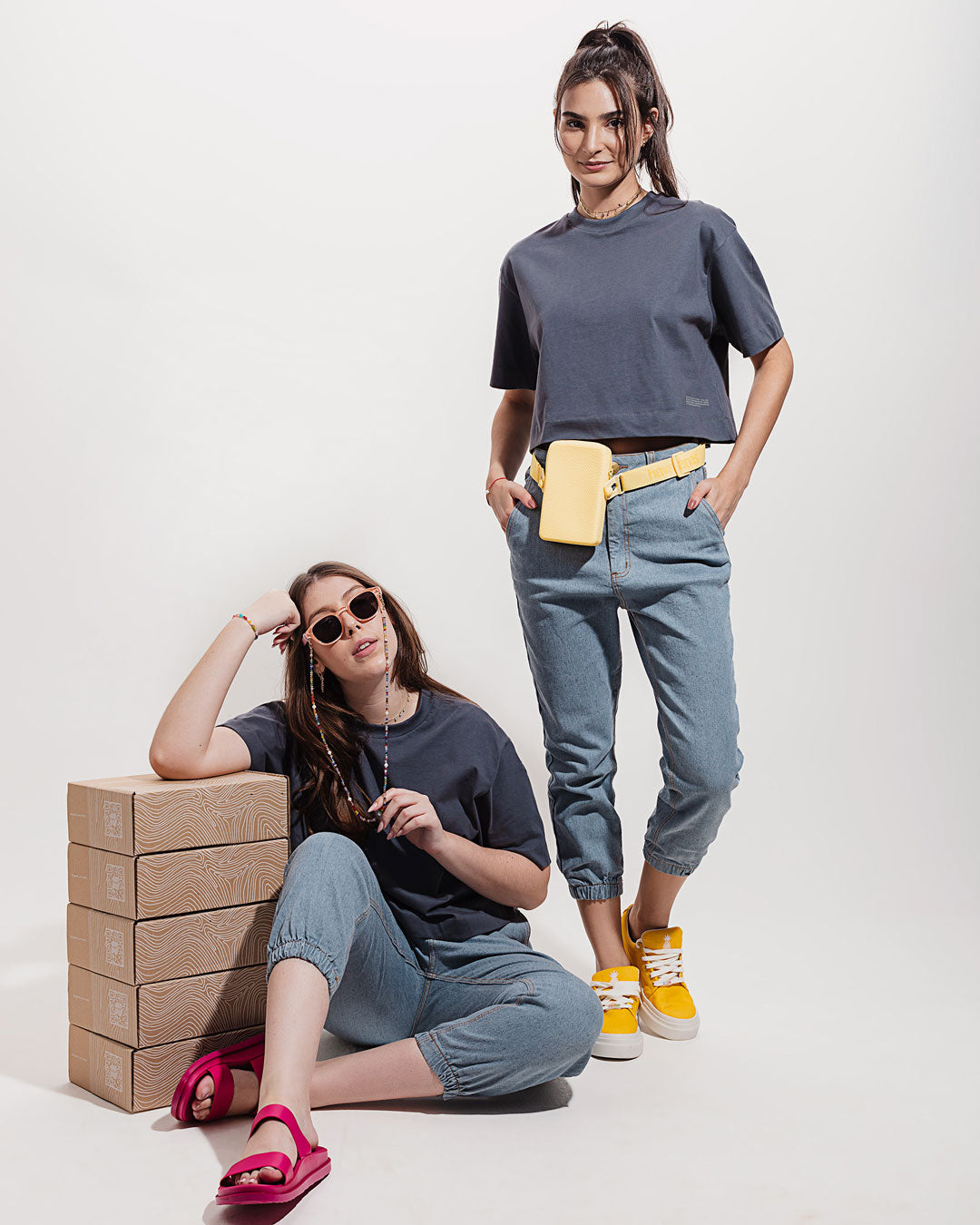 Calça Jogger Jacarandá Minimadeia Compre roupas estilosas na Amorope, site seguro, frete grátis e parcelamento sem juros. Moda feminina e masculina num só lugar.