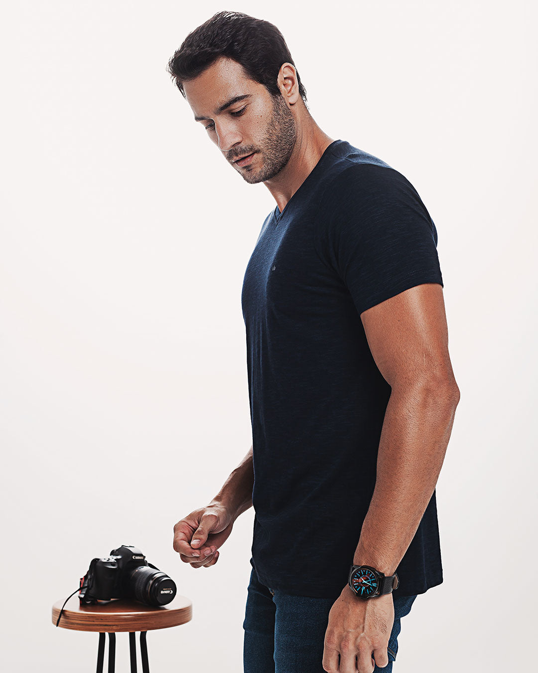 Camiseta Algodão Ultraleve Azul Marinho Ezutus Compre roupas estilosas na Amorope, site seguro, frete grátis e parcelamento sem juros. Moda feminina e masculina num só lugar.