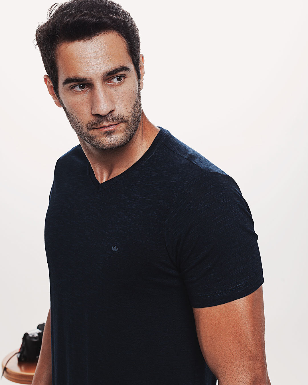 Camiseta Algodão Ultraleve Azul Marinho Ezutus Compre roupas estilosas na Amorope, site seguro, frete grátis e parcelamento sem juros. Moda feminina e masculina num só lugar.