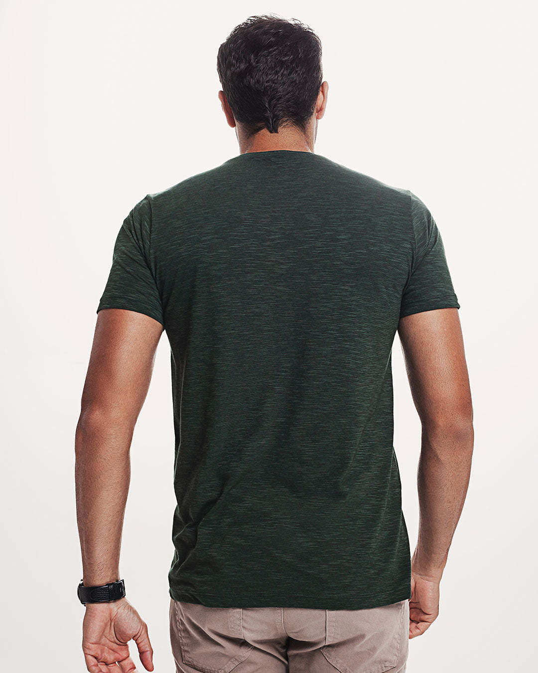 Camiseta Algodão Ultraleve Verde Ezutus Compre roupas estilosas na Amorope, site seguro, frete grátis e parcelamento sem juros. Moda feminina e masculina num só lugar.
