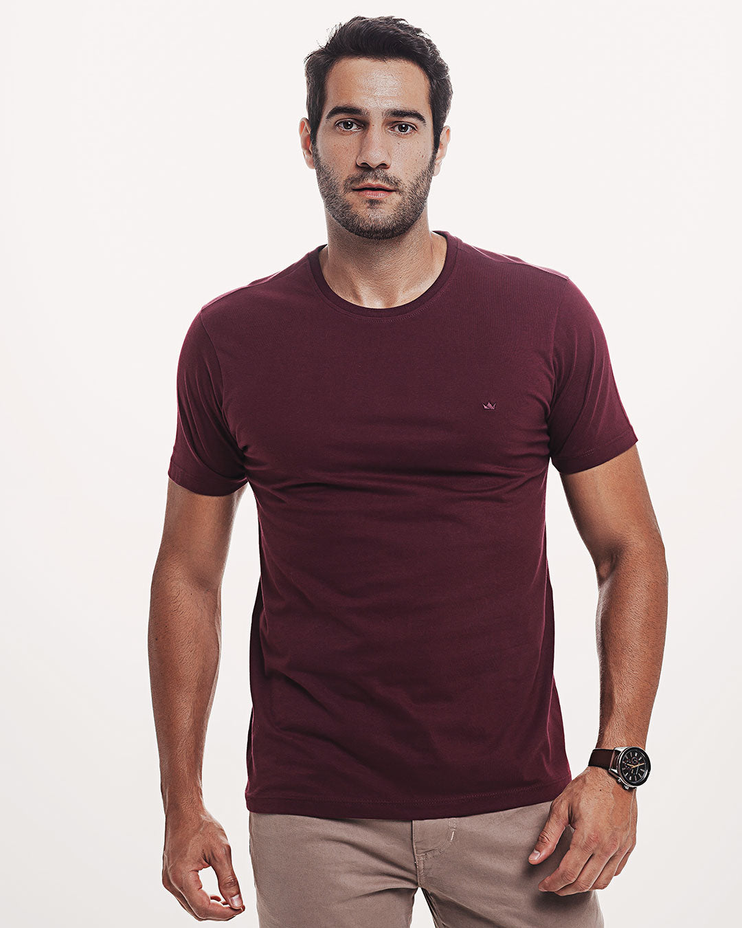 Camiseta Algodão 301 Vinho Bordô Ezutus Compre roupas estilosas na Amorope, site seguro, frete grátis e parcelamento sem juros. Moda feminina e masculina num só lugar.