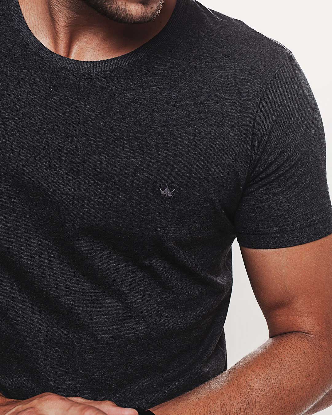 Camiseta Algodão 301 Preta Mescla Ezutus Compre roupas estilosas na Amorope, site seguro, frete grátis e parcelamento sem juros. Moda feminina e masculina num só lugar.