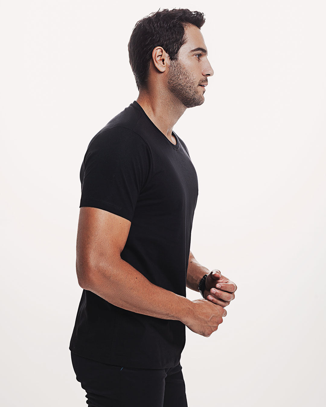 Camiseta Algodão 301 Preta Ezutus Compre roupas estilosas na Amorope, site seguro, frete grátis e parcelamento sem juros. Moda feminina e masculina num só lugar.