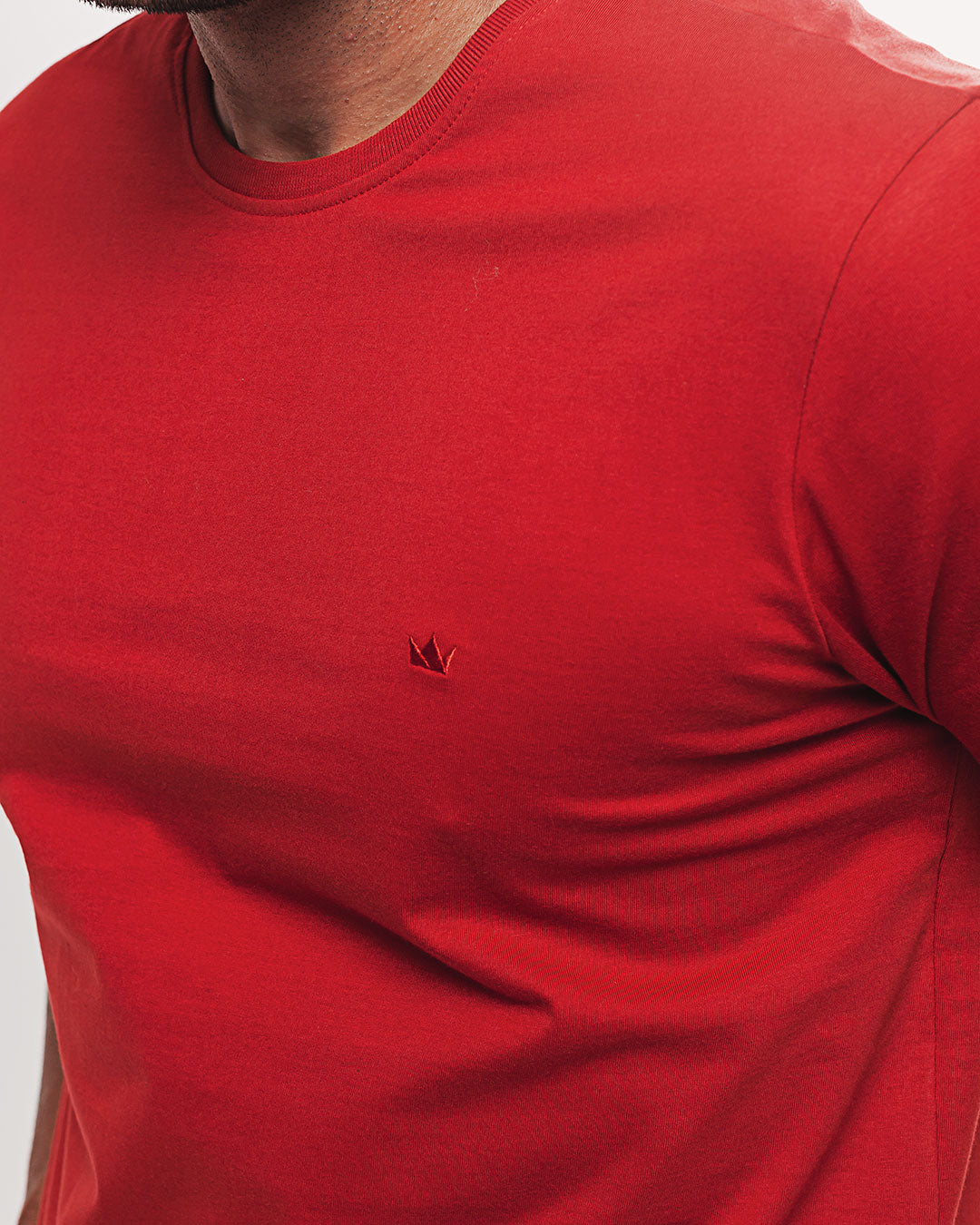 Camiseta Algodão 301 Preta Ezutus Compre roupas estilosas na Amorope, site seguro, frete grátis e parcelamento sem juros. Moda feminina e masculina num só lugar.
