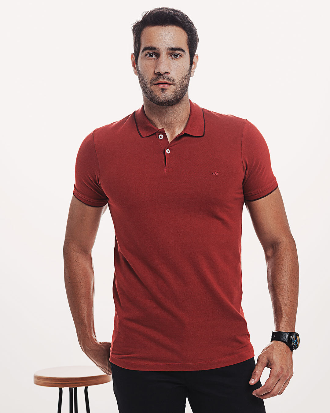 Polo Piquet 301 Vermelha Ezutus Compre roupas estilosas na Amorope, site seguro, frete grátis e parcelamento sem juros. Moda feminina e masculina num só lugar.