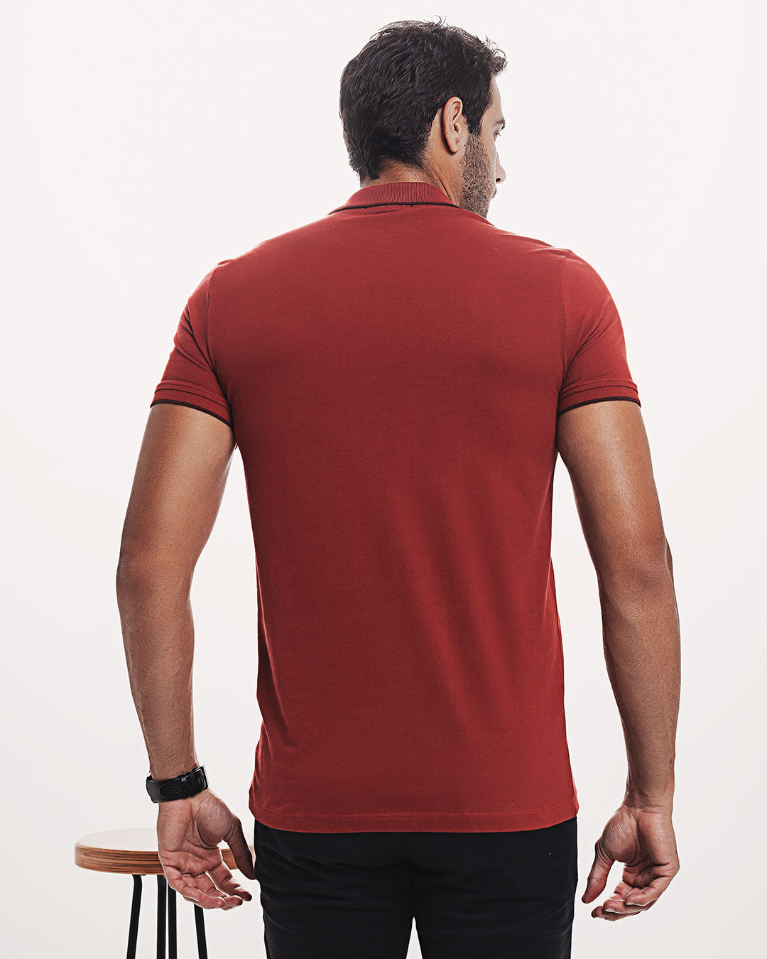 Polo Piquet 301 Vermelha Ezutus Compre roupas estilosas na Amorope, site seguro, frete grátis e parcelamento sem juros. Moda feminina e masculina num só lugar.