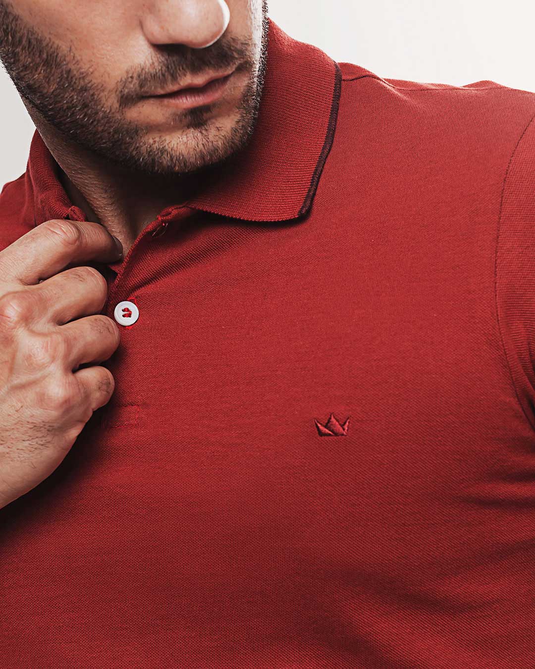 Polo Piquet 301 Vermelha Ezutus Compre roupas estilosas na Amorope, site seguro, frete grátis e parcelamento sem juros. Moda feminina e masculina num só lugar.