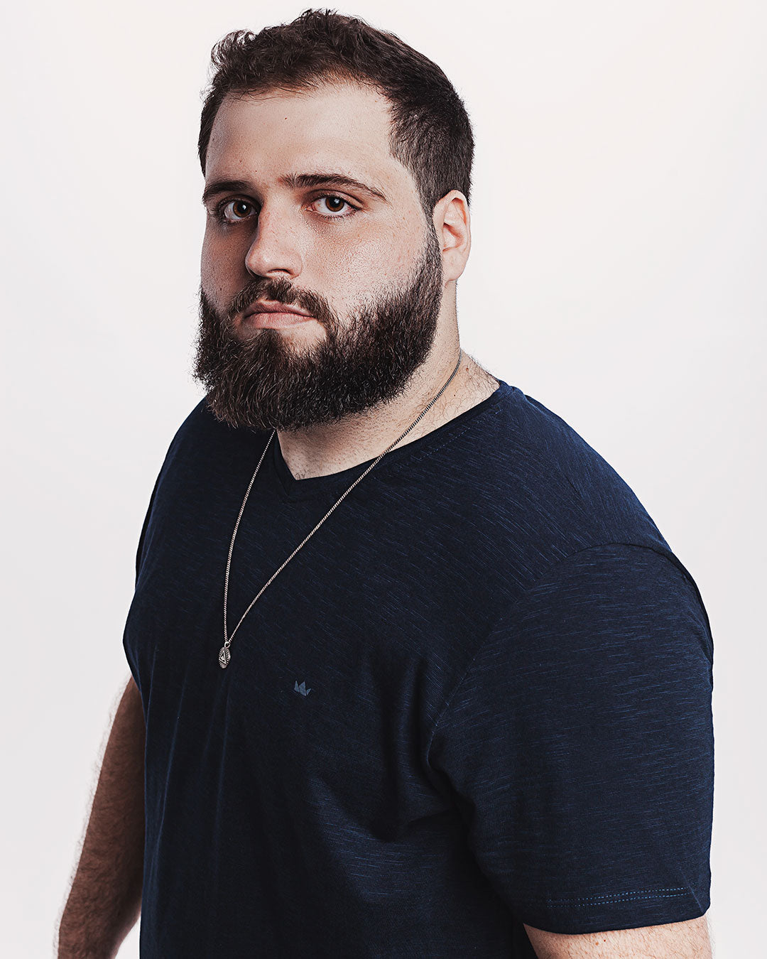 Camiseta Algodão Ultraleve Azul Marinho Ezutus Compre roupas estilosas na Amorope, site seguro, frete grátis e parcelamento sem juros. Moda feminina e masculina num só lugar.
