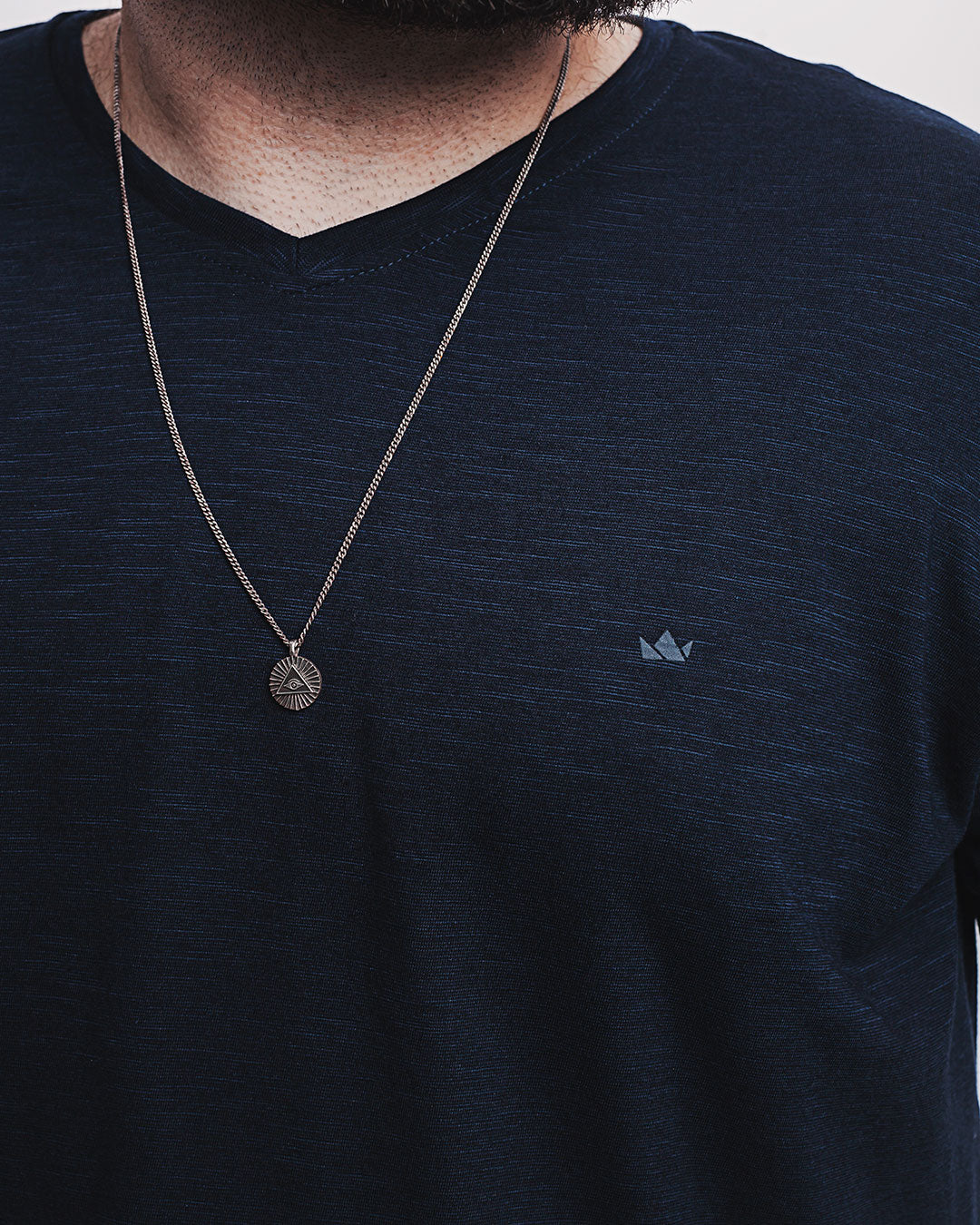 Camiseta Algodão Ultraleve Azul Marinho Ezutus Compre roupas estilosas na Amorope, site seguro, frete grátis e parcelamento sem juros. Moda feminina e masculina num só lugar.