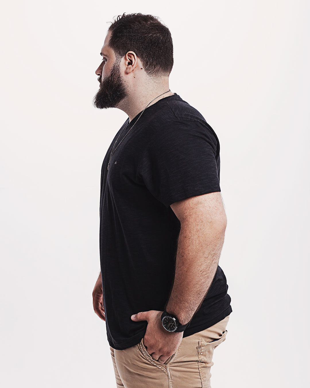 Camiseta Algodão Ultraleve Preta Ezutus Compre roupas estilosas na Amorope, site seguro, frete grátis e parcelamento sem juros. Moda feminina e masculina num só lugar.