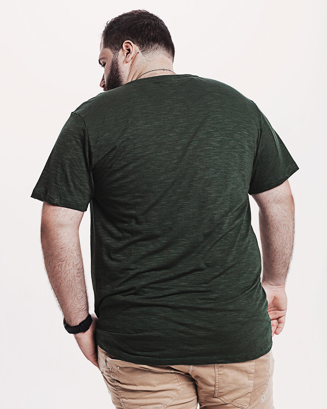 Camiseta Algodão Ultraleve Verde Ezutus Compre roupas estilosas na Amorope, site seguro, frete grátis e parcelamento sem juros. Moda feminina e masculina num só lugar.