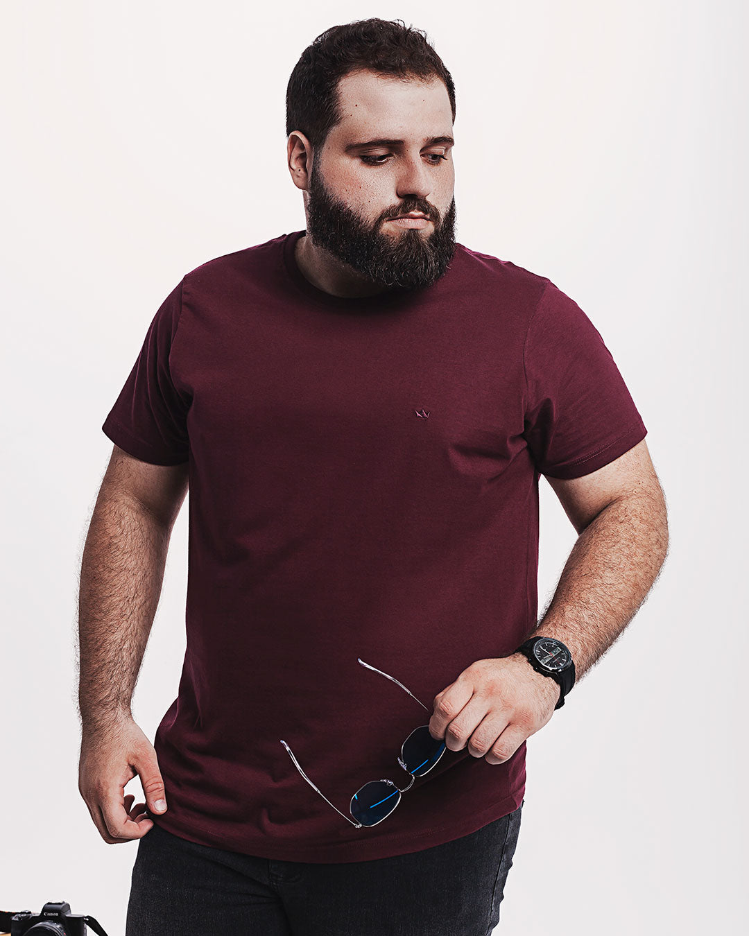 Camiseta Algodão 301 Vinho Bordô Ezutus Compre roupas estilosas na Amorope, site seguro, frete grátis e parcelamento sem juros. Moda feminina e masculina num só lugar.