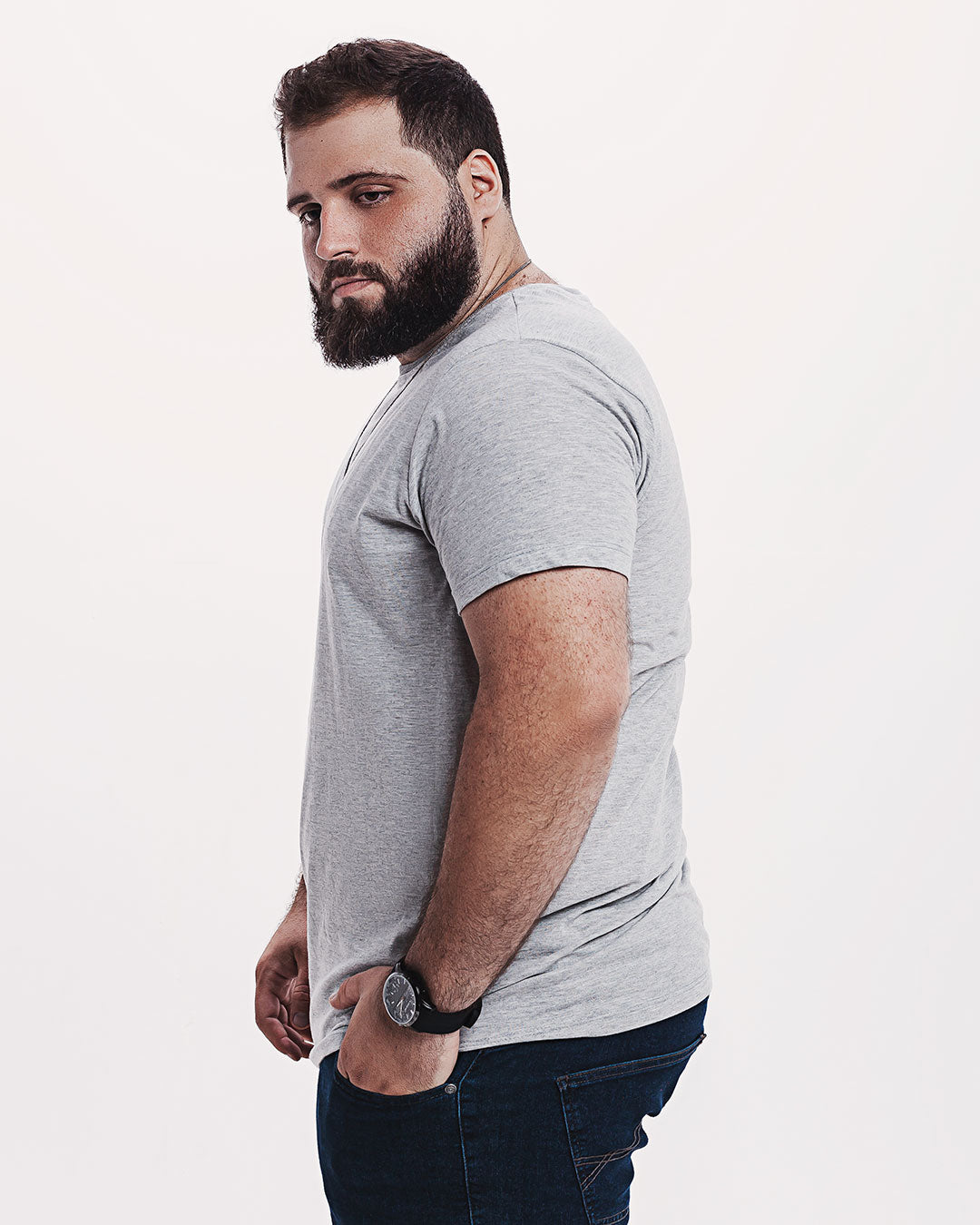 Camiseta Algodão 301 Cinza Mescla Ezutus Compre roupas estilosas na Amorope, site seguro, frete grátis e parcelamento sem juros. Moda feminina e masculina num só lugar.
