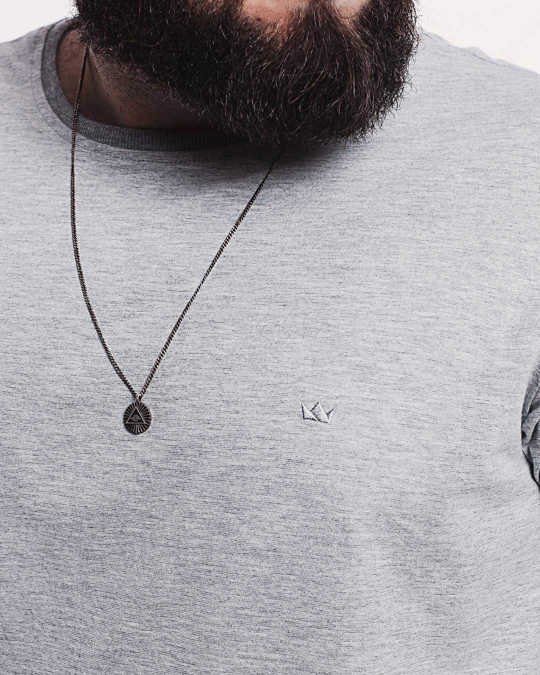 Camiseta Algodão 301 Cinza Mescla Ezutus Compre roupas estilosas na Amorope, site seguro, frete grátis e parcelamento sem juros. Moda feminina e masculina num só lugar.