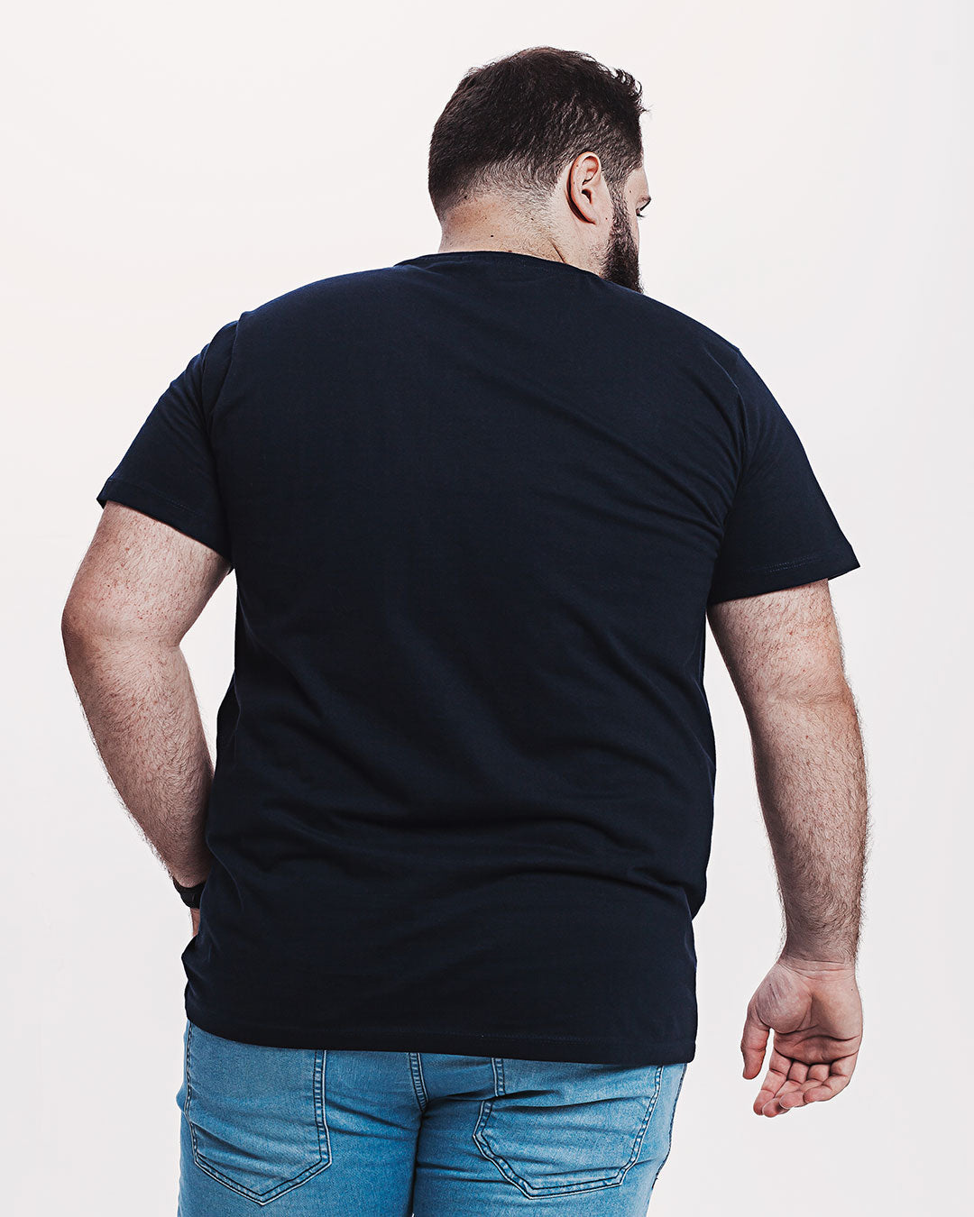 Camiseta Algodão 301 Preta Ezutus Compre roupas estilosas na Amorope, site seguro, frete grátis e parcelamento sem juros. Moda feminina e masculina num só lugar.
