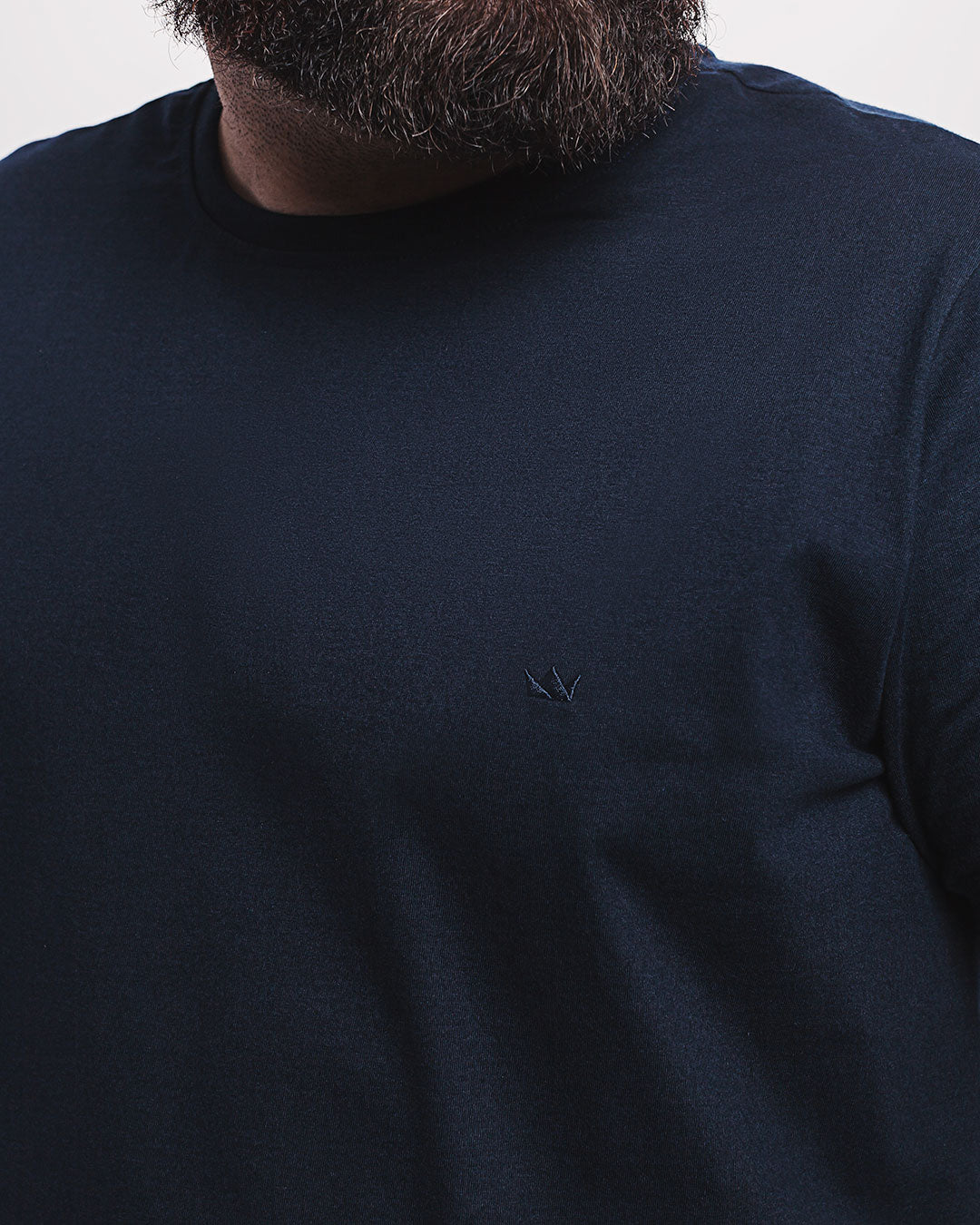 Camiseta Algodão 301 Preta Ezutus Compre roupas estilosas na Amorope, site seguro, frete grátis e parcelamento sem juros. Moda feminina e masculina num só lugar.