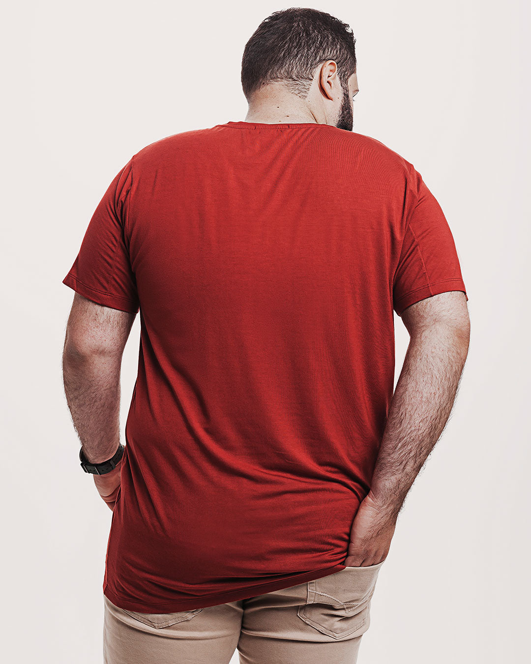 Camiseta Viscose Everyday Vermelha Ezutus Compre roupas estilosas na Amorope, site seguro, frete grátis e parcelamento sem juros. Moda feminina e masculina num só lugar.