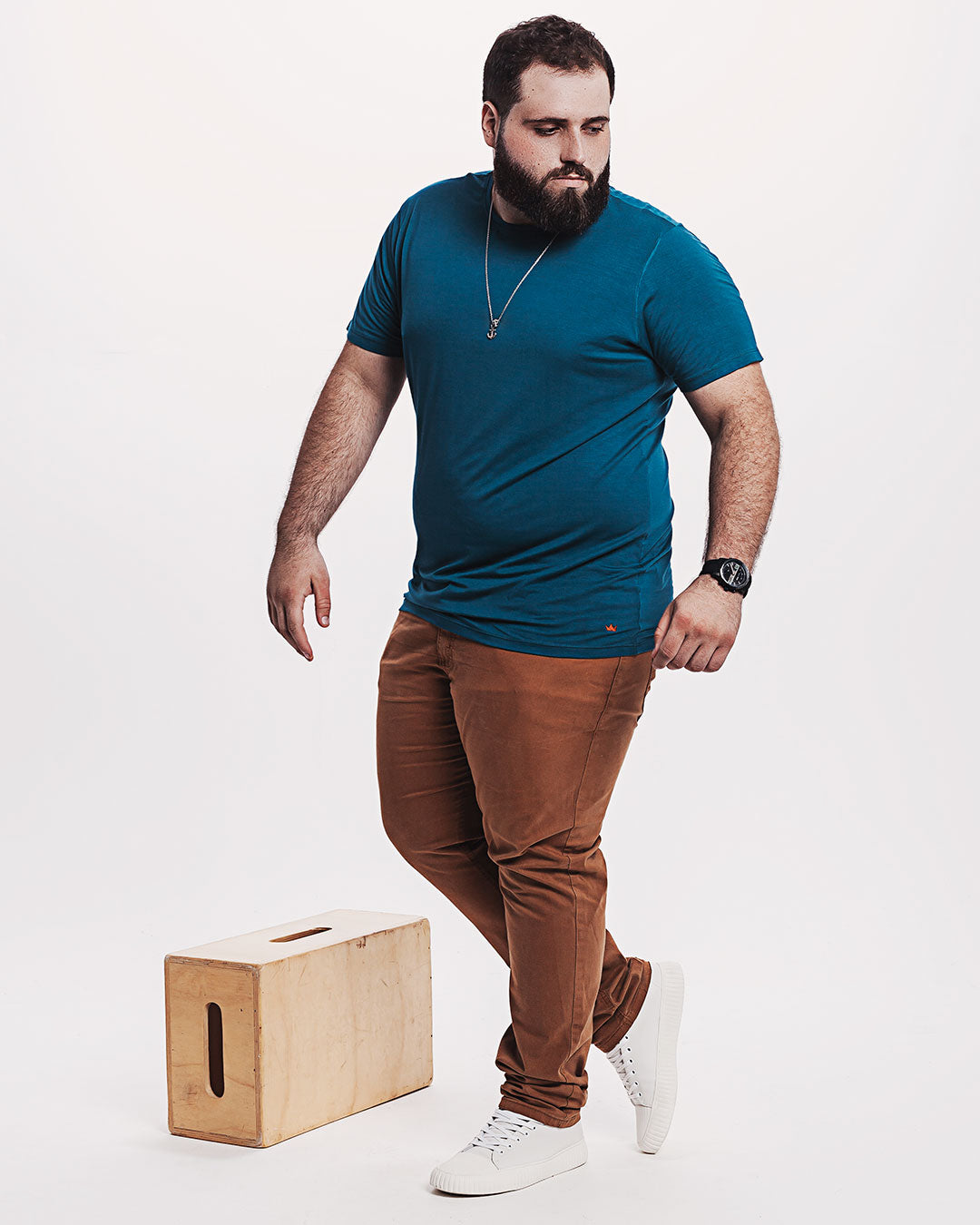 Camiseta Viscose Everyday Azul Ezutus Compre roupas estilosas na Amorope, site seguro, frete grátis e parcelamento sem juros. Moda feminina e masculina num só lugar.