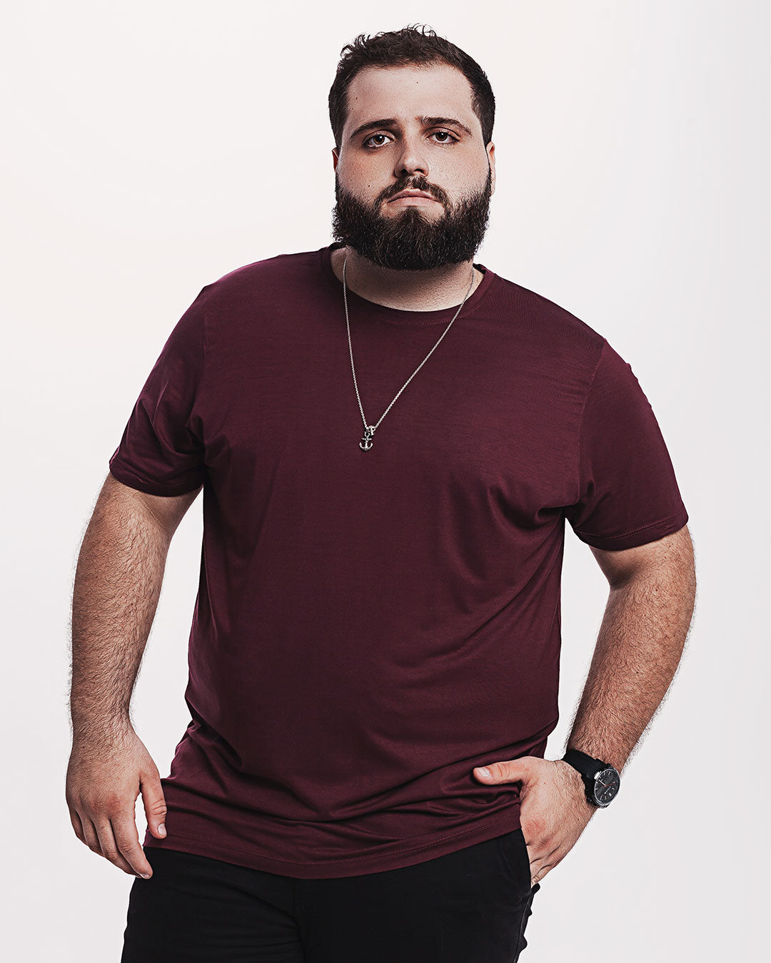 Camiseta Viscose Everyday Vinho Bordô Ezutus Compre roupas estilosas na Amorope, site seguro, frete grátis e parcelamento sem juros. Moda feminina e masculina num só lugar.