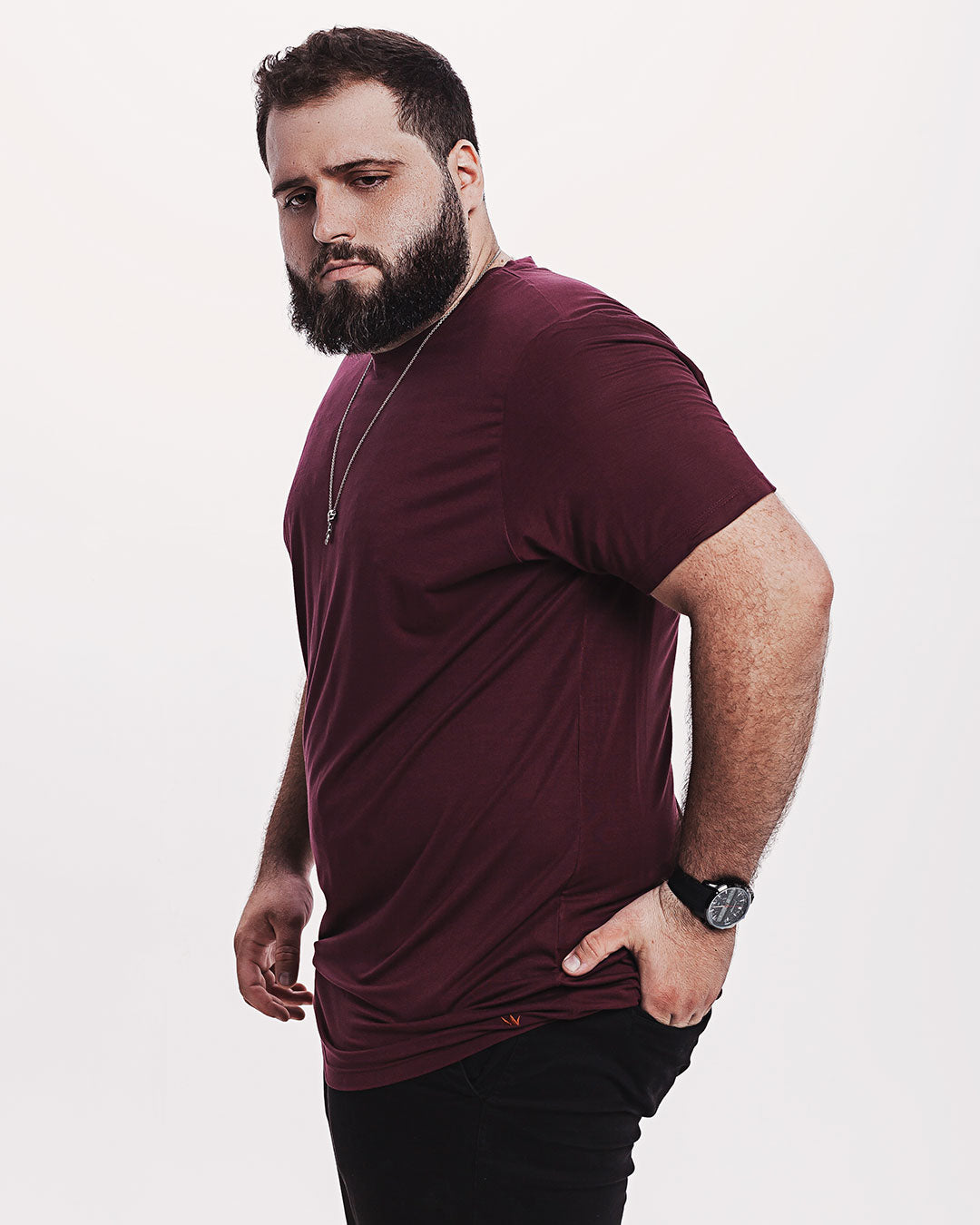 Camiseta Viscose Everyday Vinho Bordô Ezutus Compre roupas estilosas na Amorope, site seguro, frete grátis e parcelamento sem juros. Moda feminina e masculina num só lugar.