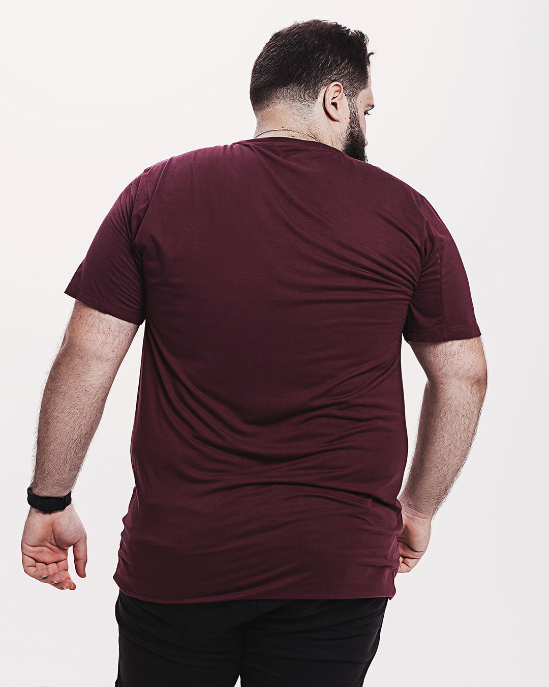 Camiseta Viscose Everyday Vinho Bordô Ezutus Compre roupas estilosas na Amorope, site seguro, frete grátis e parcelamento sem juros. Moda feminina e masculina num só lugar.