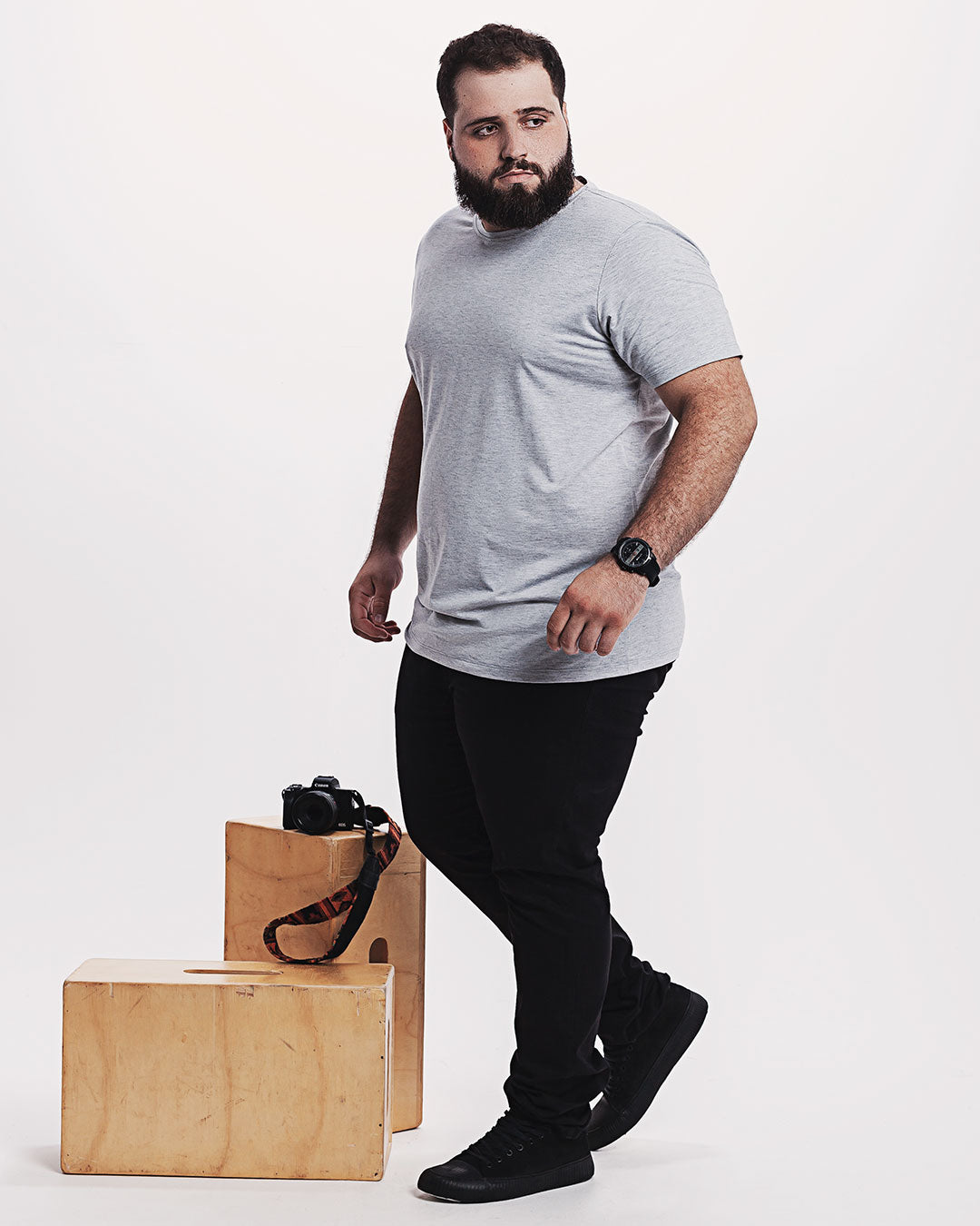 Camiseta Viscose Everyday Cinza Mescla Ezutus Compre roupas estilosas na Amorope, site seguro, frete grátis e parcelamento sem juros. Moda feminina e masculina num só lugar.