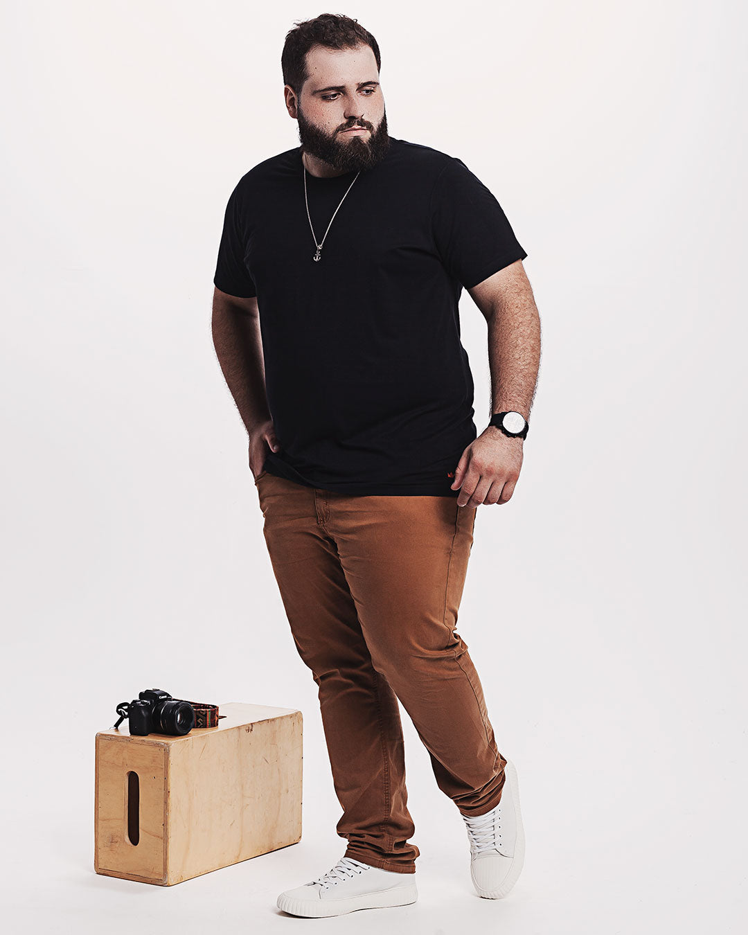 Camiseta Viscose Everyday Preta Ezutus Compre roupas estilosas na Amorope, site seguro, frete grátis e parcelamento sem juros. Moda feminina e masculina num só lugar.