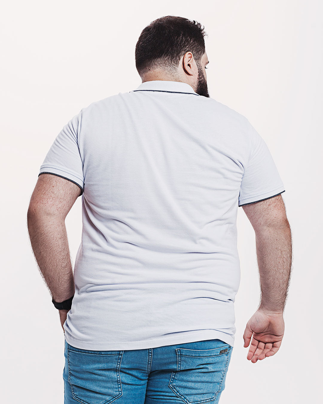 Polo Piquet 301 Branca Ezutus Compre roupas estilosas na Amorope, site seguro, frete grátis e parcelamento sem juros. Moda feminina e masculina num só lugar.
